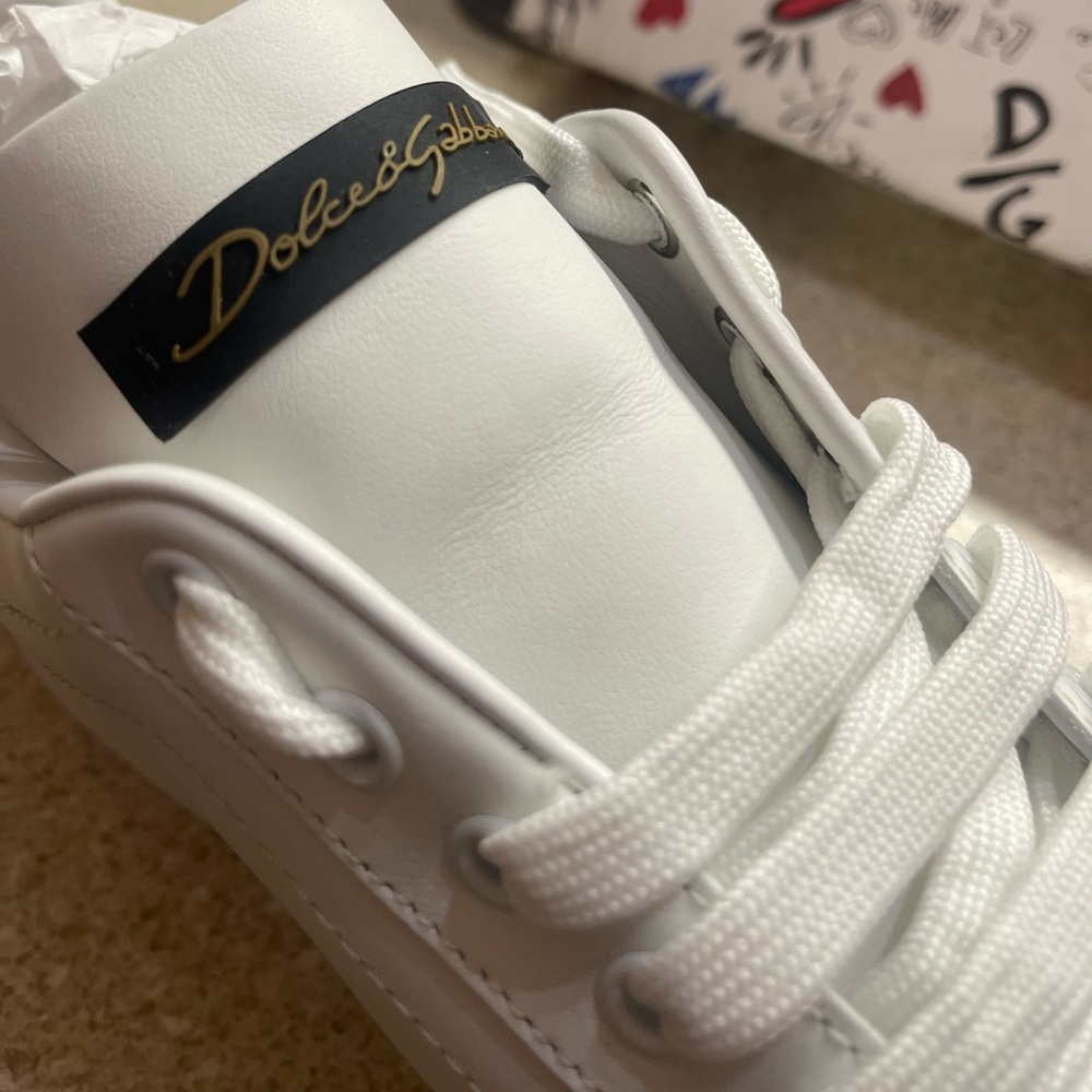 - Dolce and Gabbana white leather Portofino sneakers - Picture 7 of 11